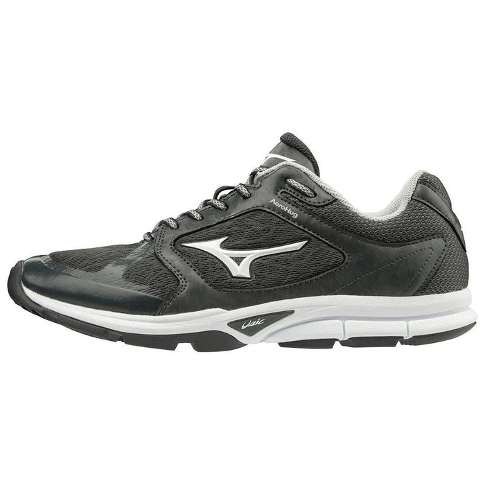 Mizuno Utility Baseball Trainer Shoe: 320580 1 Mizuno Utility Baseball Trainer Shoe: 320580