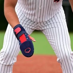 EvoShield Sliding Mitt: WTV4054 -mizuno shop EVO USAOvenMitt 2 2007x2453.jpg.cq5dam.web .1200.1200